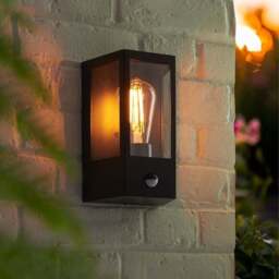 Vogue Hunter Industrial PIR Sensor Outdoor Wall Light - thumbnail 2