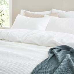 Ashton Waffle 100% Cotton Duvet Cover & Pillowcase Set - thumbnail 4