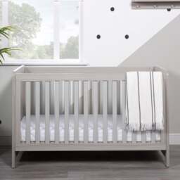 Ickle Bubba Pembrey Cot Bed - thumbnail 1