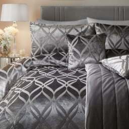 Belfort Duvet Cover and Pillowcase Set - thumbnail 2