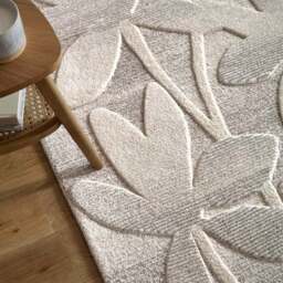 Phina Floral Wool Rug - thumbnail 6