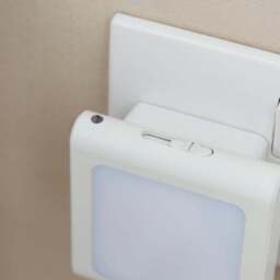 Square Plug In Wall Night Light - thumbnail 3