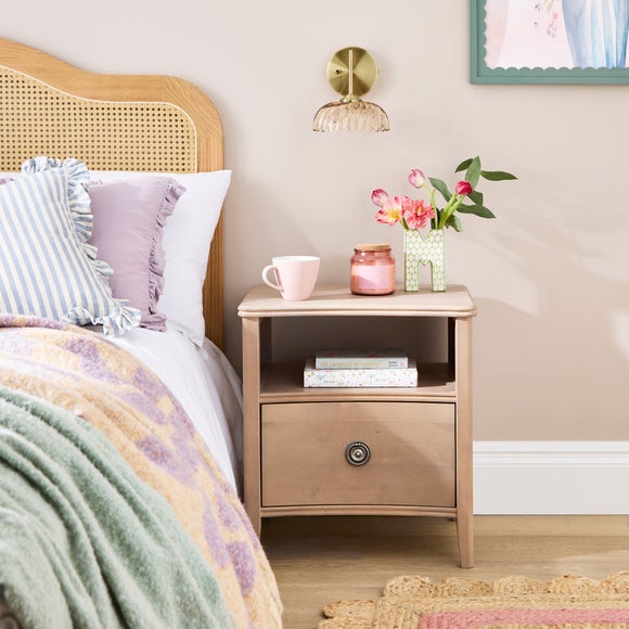 Darlington 1 Drawer Bedside Table - image 1