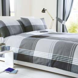 Taylor Duvet Cover and Pillowcase Set - thumbnail 1
