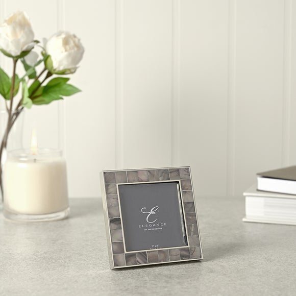 Elegance Mother of Pearl Photo Frame - image 1