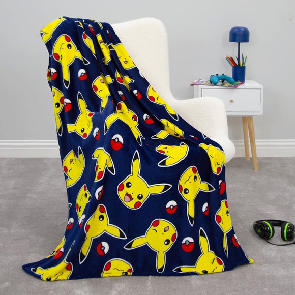 Pokemon Retro Fleece Blanket - image 1