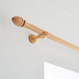 Oregon Fixed Wooden Curtain Pole with Rings - thumbnail 1