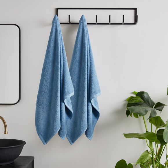 Set of 2 Catherine Lansfield Quick Dry Bath Sheets - image 1