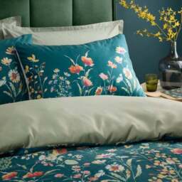 Watercolour Floral Velour Duvet Cover & Pillowcase Set - thumbnail 2