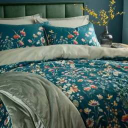 Watercolour Floral Velour Duvet Cover & Pillowcase Set - thumbnail 4