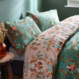 Furn. Luna Wood Duvet Cover and Pillowcase Set - thumbnail 2