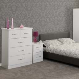 Nevada 3 Drawer Bedside Table
