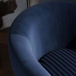 Bella Velvet Cocktail Chair - thumbnail 3