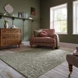 Tyra Traditional Rug - thumbnail 1