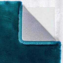 Ivy Luxury Supersoft Faux Fur Rug - thumbnail 3
