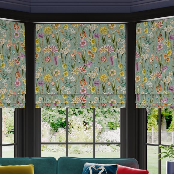 Maximalist Tropical Made to Measure Roman Blind - image 1
