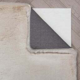 Ivy Luxury Supersoft Faux Fur Rug - thumbnail 3