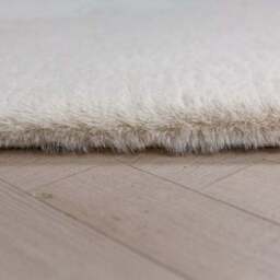 Ivy Luxury Supersoft Faux Fur Rug - thumbnail 4