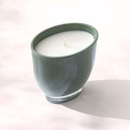 Moments Pear Blossom Candle - thumbnail 3