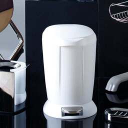Simplehuman 6L Plastic Round Bathroom Pedal Bin - thumbnail 6