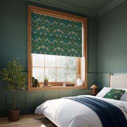 William Morris at Home Strawberry Thief Blackout Made to Measure Roller Blind - thumbnail 3