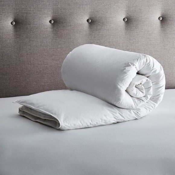 Fogarty White Goose Feather and Down 15 Tog Winter Duvet - image 1