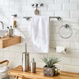 Lincoln Toilet Roll Holder - thumbnail 4