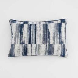 Greyson Rectangle Cushion - thumbnail 3