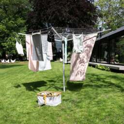 Brabantia 4 Arm Rotary Lift-O-Matic Airer, 60m - thumbnail 1