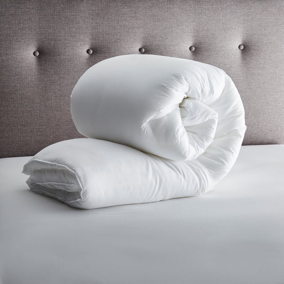 Fogarty Superfull 13.5 Tog Winter Duvet - image 1