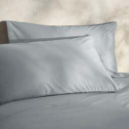 100% Egyptian Cotton 220 Thread Count Standard Pillowcase Pair - thumbnail 1