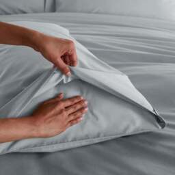 100% Egyptian Cotton 220 Thread Count Standard Pillowcase Pair - thumbnail 4