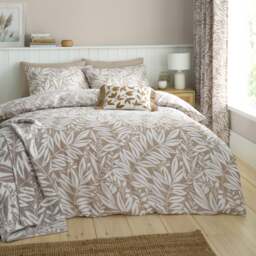 Catherine Lansfield Sorrel Leaves Reversible Duvet Cover & Pillowcase Set - thumbnail 1