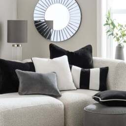 Clara Contrast Piping Cushion - thumbnail 3