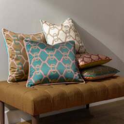Paoletti Carnaby Chain Polyester Square Cushion - thumbnail 4