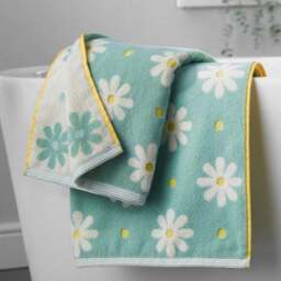 Daisy Cotton Towel - thumbnail 2