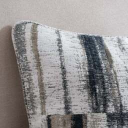 Greyson Rectangle Cushion - thumbnail 5