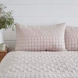 Billie Duvet Cover and Pillowcase Set - thumbnail 2