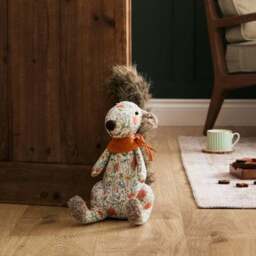 Voyage Maison Squizmo the Squirrel Doorstop - thumbnail 4