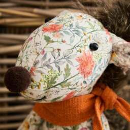 Voyage Maison Squizmo the Squirrel Doorstop - thumbnail 2