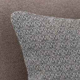Ridley Cushion - thumbnail 2