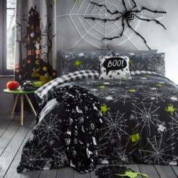 Bedlam Boo Fleece Throw Blanket 120cm x 150cm - thumbnail 4