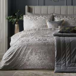 Laurence Llewelyn-Bowen Firenza Duvet Cover and Pillowcase Set - thumbnail 1