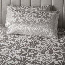 Laurence Llewelyn-Bowen Firenza Duvet Cover and Pillowcase Set - thumbnail 3
