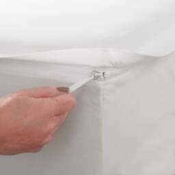 Pure Cotton Easy Zip Fitted Sheet - thumbnail 1