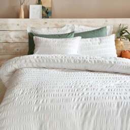 Aria Seersucker 100% Cotton Duvet Cover & Pillowcase Set - thumbnail 3