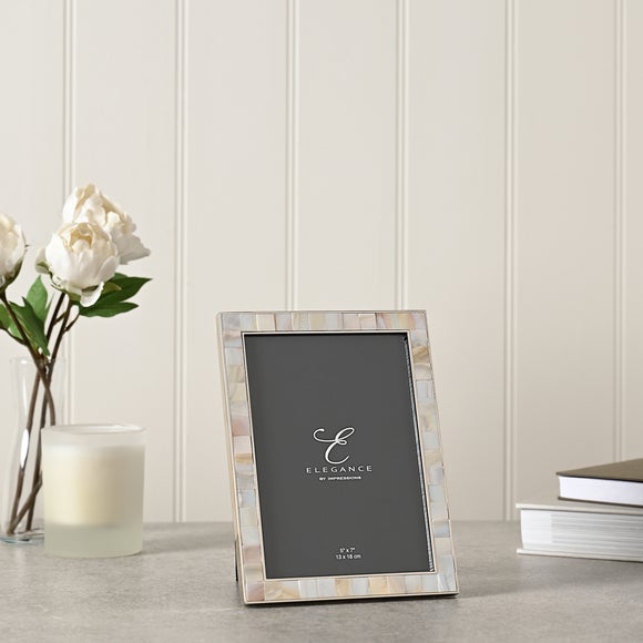 Elegance Mother of Pearl Photo Frame - image 1