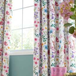 Foxley Ditsy Polycotton Blackout Pencil Pleat Curtains - thumbnail 4