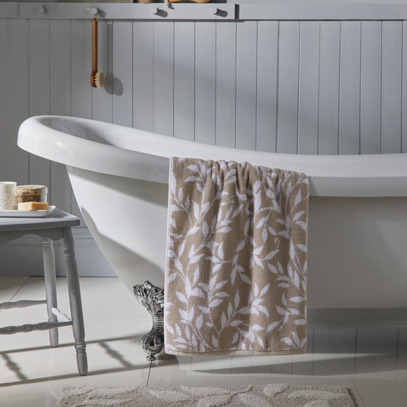 Dreams n Drapes Sandringham Cotton Towel - image 1