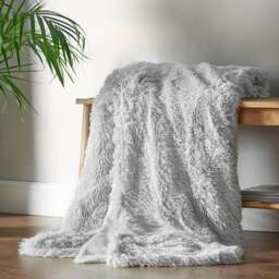 Catherine Lansfield Cuddly Deep Pile Throw Blanket - thumbnail 1